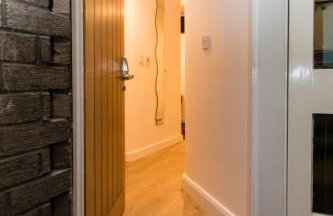 1 Bedroom Newton Apartment l Free Parking l Wigan Royal Infirmary l Haigh Hall l Central Location - Foto 20