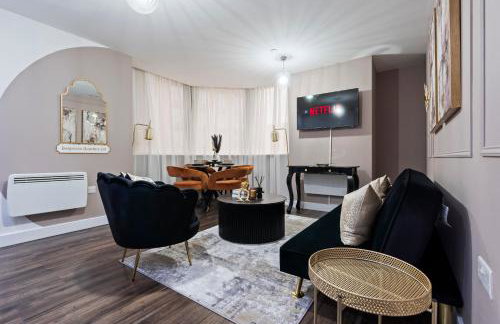 Belgravia Quarters Ltd - Photo 2