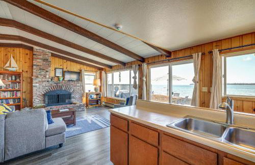 Oceanfront Cottage with Patio and Views in Birch Bay! - Foto 11