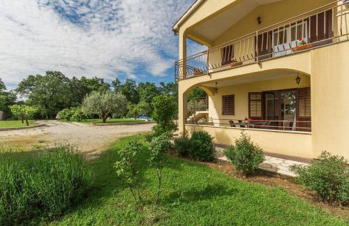 Hundefreundliches Apartment mit Pool, Kinderspielplatz, Outdoor-Kueche, Grill - Photo 23