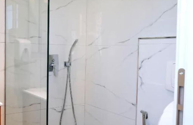 Ufo Rooms City Center - Foto 8