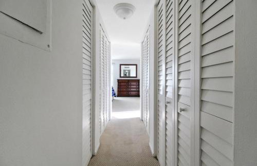 LBK 2BR Condo on the Bay with Water Views Beachbound Bliss - Foto 19