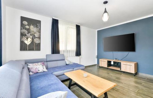 5 Bedroom Cozy Home In Desni Stefanki - Foto 22