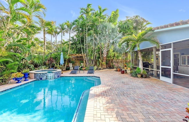 Chic 3BR Sanctuary Steps From The Drive Paradise - Foto 25