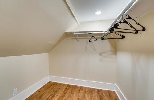 5 Mi to Dtwn Detroit Pet-Friendly Edison Home - Photo 28