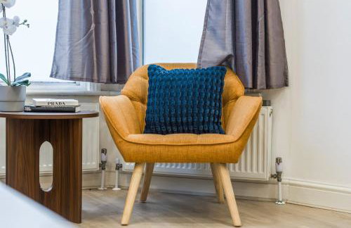 Stylish Apartment in Central London with Parking - Foto 26