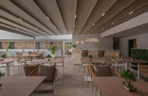 Sandy Seaside Suites - Foto 15