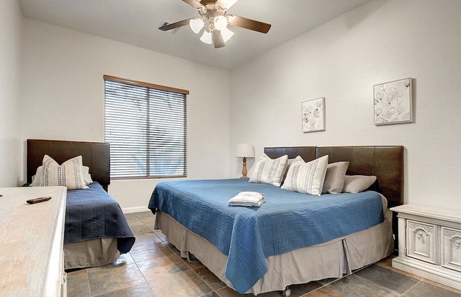 Custom Home! 2+ Acres True Indoor-outdoor Living! - Foto 6