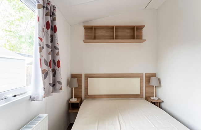 Relaxing Holiday Chalet by the Water in Grou - Foto 5