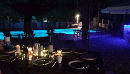 VILLA STRAVANATA - Large Pool, Car and Large Whirlpool Jacuzzi - Foto 4