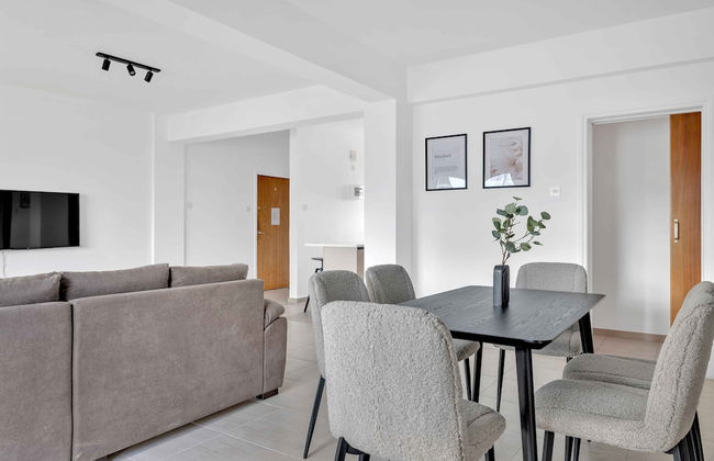 Phaedrus Living: Romanou Modern City Center Flat - Foto 17