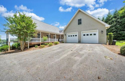 Lake Lookout - Private Home with lake views & Game room - Foto 24