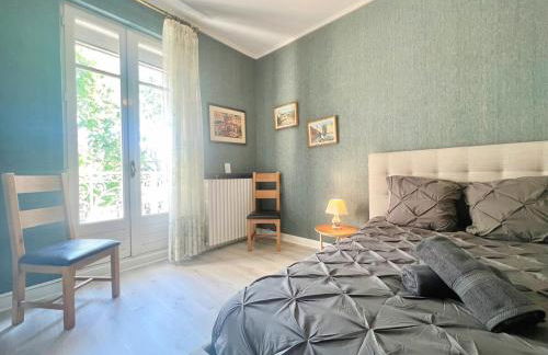 Bourgeois House - 16 personnes, Piscine, 6 chambres, 8 lits, 4 SDB, Centre-ville, CLIM - Foto 64