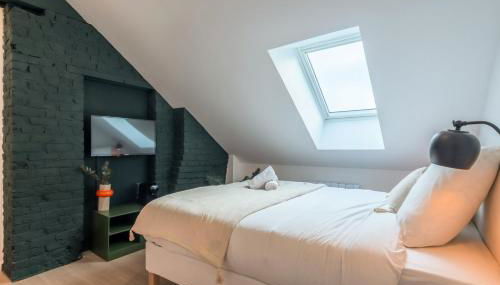 Studio sous les combles côté cour, parking gratuit - Foto 5