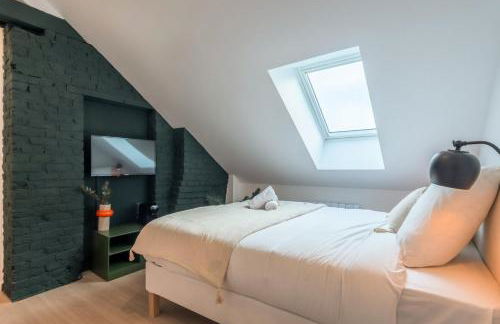 Studio sous les combles côté cour, parking gratuit - Foto 5