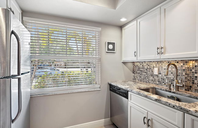 Sunset Sanctuary 2 Bedroom Condo by RedAwning - Foto 17