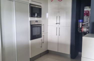 maison moderne avec piscine - Foto 11