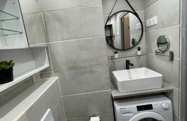 Studio vue port, belle terrasse, piscine - Foto 12