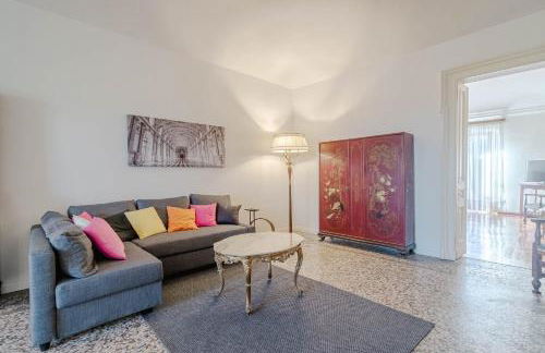 GuestHost - Charme d'Epoca Torino Centro - Foto 8