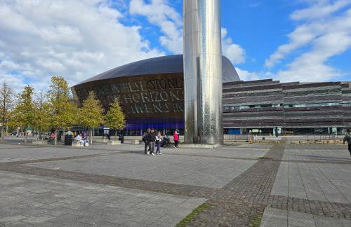Cardiff flat with roof-terrace - Foto 17