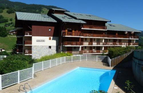 Charmant appart rénové 4 pers, balcon sud, plein centre, proche ski et piscine! - FR-1-342-187 - Foto 13