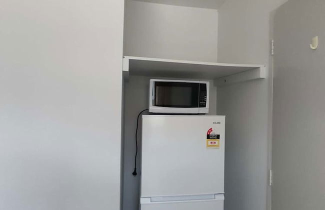 4 double and 2 Sofa Beds in 2 Bedroom - Photo 5