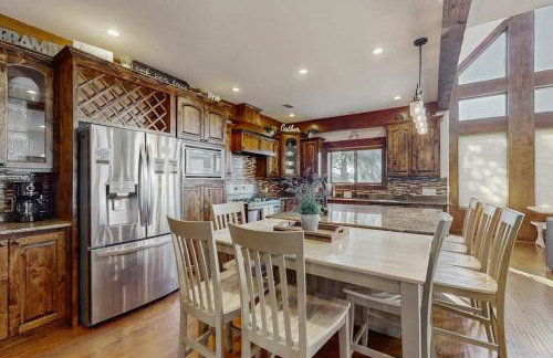 Waterfront Home with Private Pool, Patio & Amazing Sunset View - Foto 9