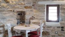 Hatzanario Apeiranthos - Photo 4