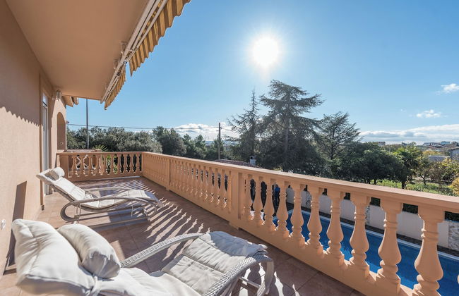 Family Friendly Pool House Ana - Foto 41