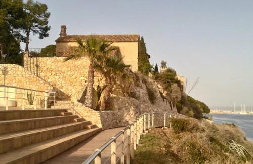 SPACIOUS FLAT WITH SEA VIEWS, FOR 8 PEOPLE WITH 3 BEDROOMS, 2 BATHROOMS and NEXT TO THE BEACH!! - Foto 22