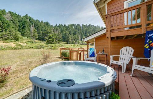 Inviting Manchester Home with Hot Tub Near Beach! - Foto 2