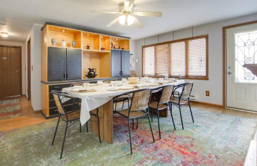 Neenah Home with Deck Near Lake Winnebago - Foto 2