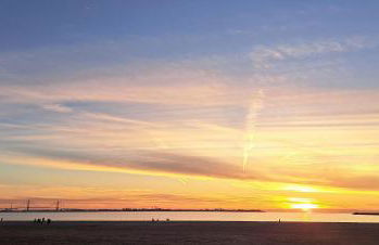 Ático primera línea de playa con vistas al Mar-Climatizado-Wifi-Parking-Solo familias - Foto 1