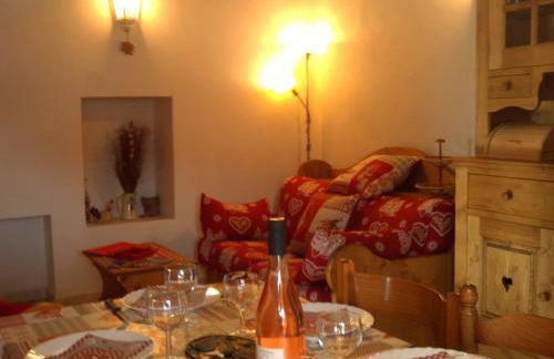 appartement gentiane 4personnes dans gite "la maison d'augustin" classé 3 étoiles,la tour,73530 st jean d'arves - Foto 33