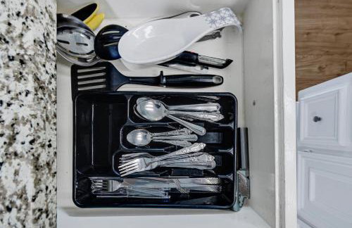 Home for summer with pool, pool table, outdoor kitchen,patio and balcony - Foto 54