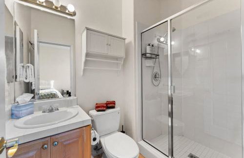 Carmel Valley Villa by Coastline Vacation Rentals - Photo 15