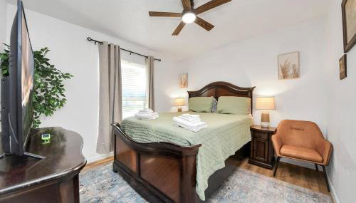 Stylish Katy Retreat 4BR Sleeps 10 Outdoor Escapre - Foto 2