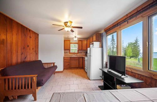 Lake Huron Escape Waterfront Firepit - Foto 4