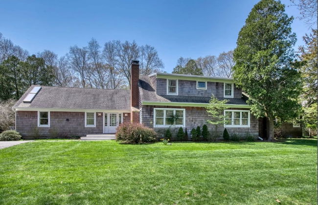 Spacious 5-br 4-bath Pool in East Hamptons - Foto 2