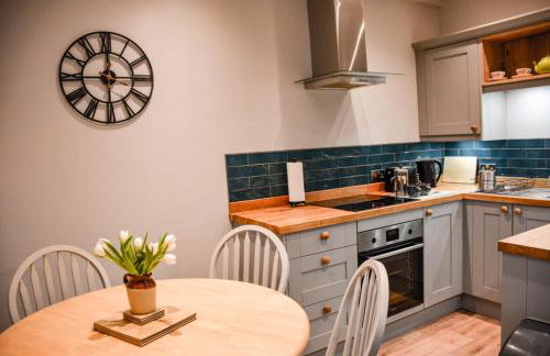 Lower Trengale Farm Holiday Cottages - Photo 19