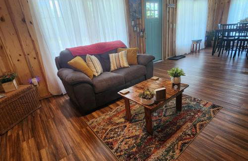 Unique Country Cabin Meets Farmhouse Modern!!! - Foto 8