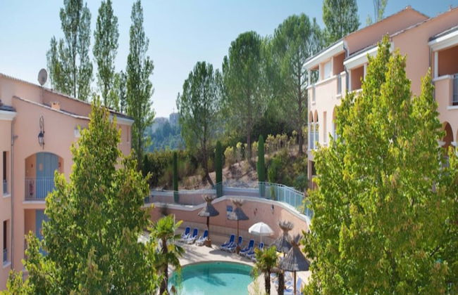 Apartment in Greoux-les-bains Near Lakes - Foto 28