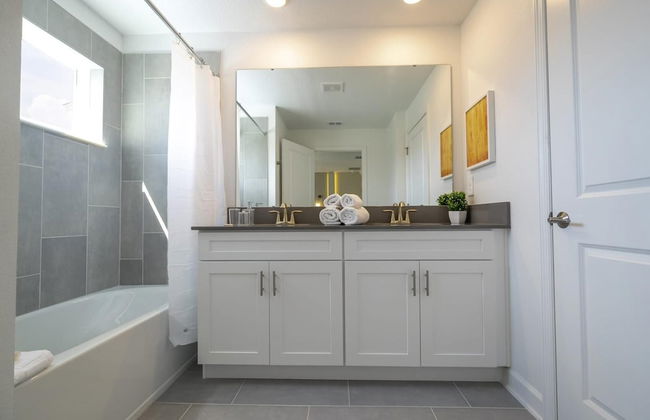 Wonderful 4Bd w Pool Close to Disney at Storeylake 2669 - Foto 53