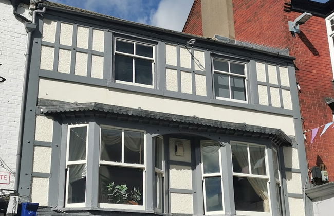 House - Sleeps up to 14 & Parking Available - Foto 1