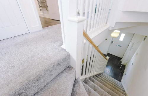 R&R - Modern Townhouse near Etihad & City Centre (5 Bedrooms, Free Parking) - Foto 41