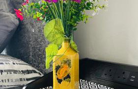 Entire Budget Friendly Apartment with Free Parking & Self Check-In - Photo 15