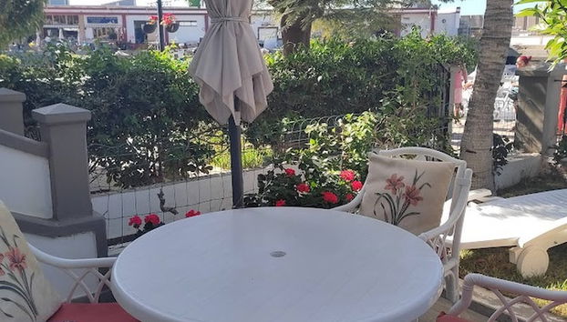 Marina Apartment With Garden by El Sirocco - Foto 2, Imagen principal