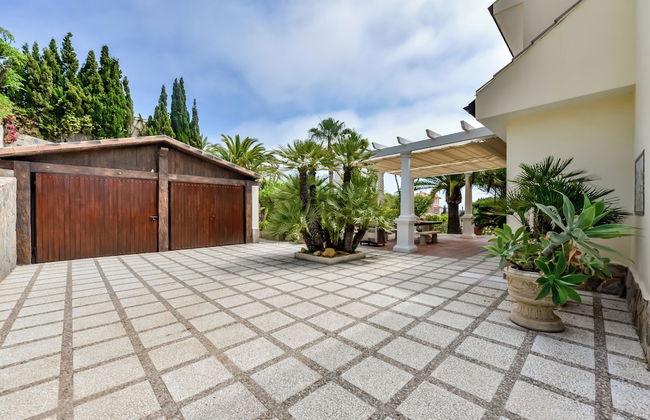 4bed Villa Sleeps 8- Pool, Garden, Bbq, Near Beach - Foto 42