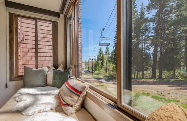 VIP Ski-In Ski-Out Northstar Ski Trails by Sierra Getaways - Photo 37