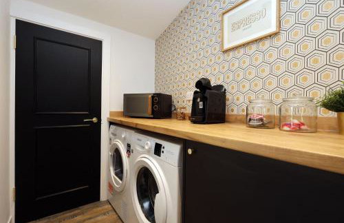 Sleeps14,Sauna,ColdPlunge,Hottub,xboxroom,XLgarden - Foto 10